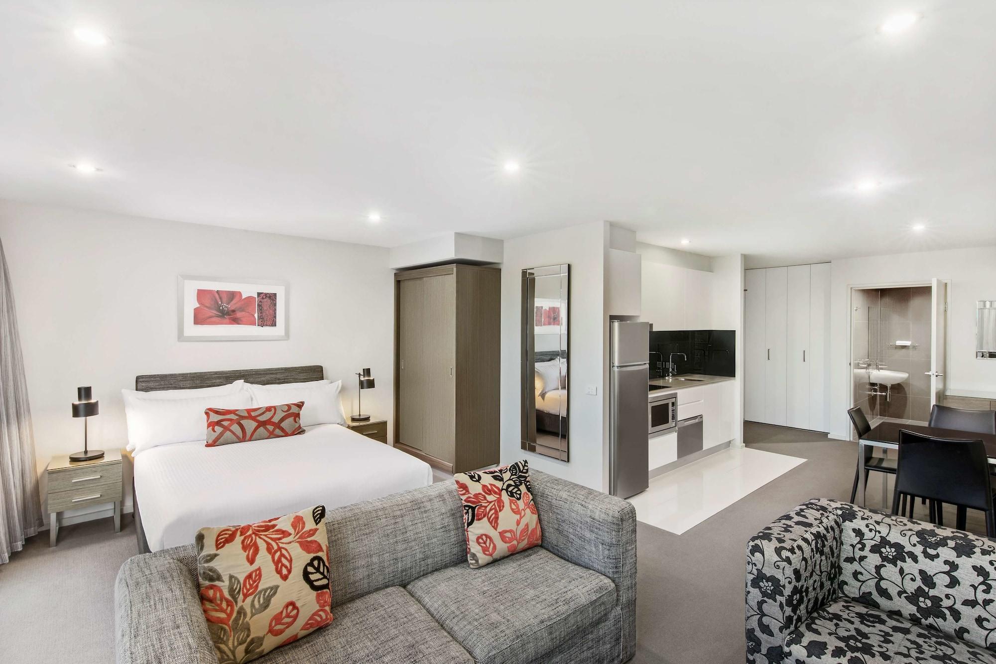 Adina Serviced Apartments Canberra Dickson Εξωτερικό φωτογραφία