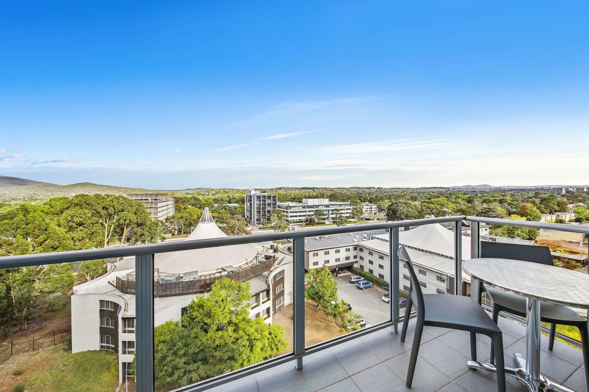 Adina Serviced Apartments Canberra Dickson Εξωτερικό φωτογραφία