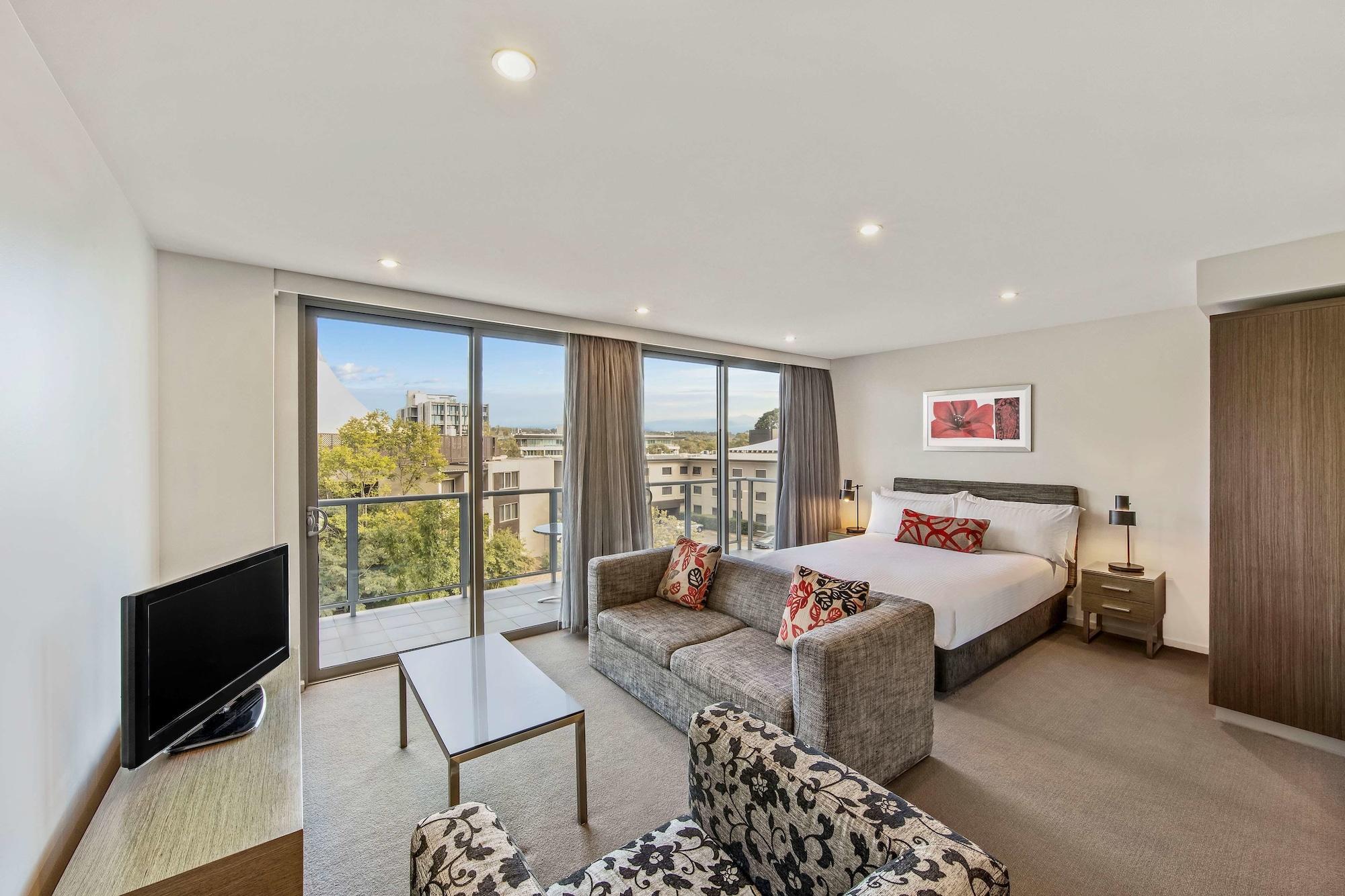 Adina Serviced Apartments Canberra Dickson Εξωτερικό φωτογραφία