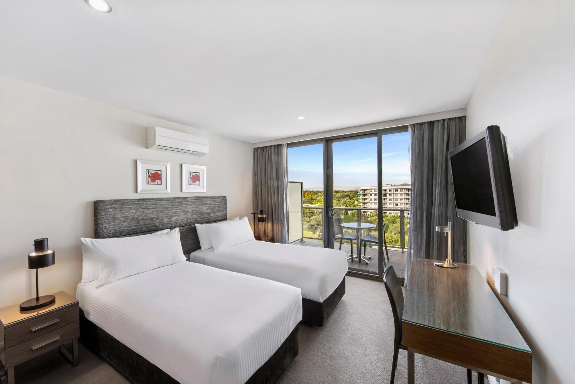 Adina Serviced Apartments Canberra Dickson Εξωτερικό φωτογραφία
