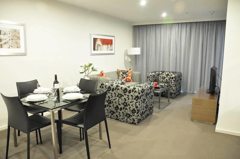 Adina Serviced Apartments Canberra Dickson Εξωτερικό φωτογραφία